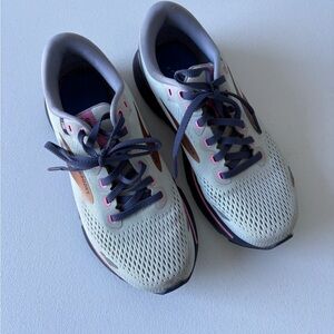 Brooks Ghost 15 Women Size 6.5D Blue & Gray Running Outdoors Lace Up Sneakers